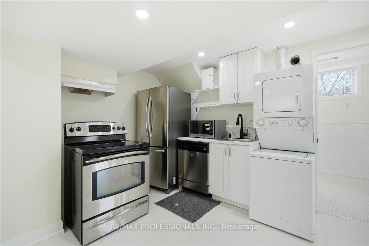 D-9611 Keele Street, Vaughan, ON, L6A 1M1 - 7