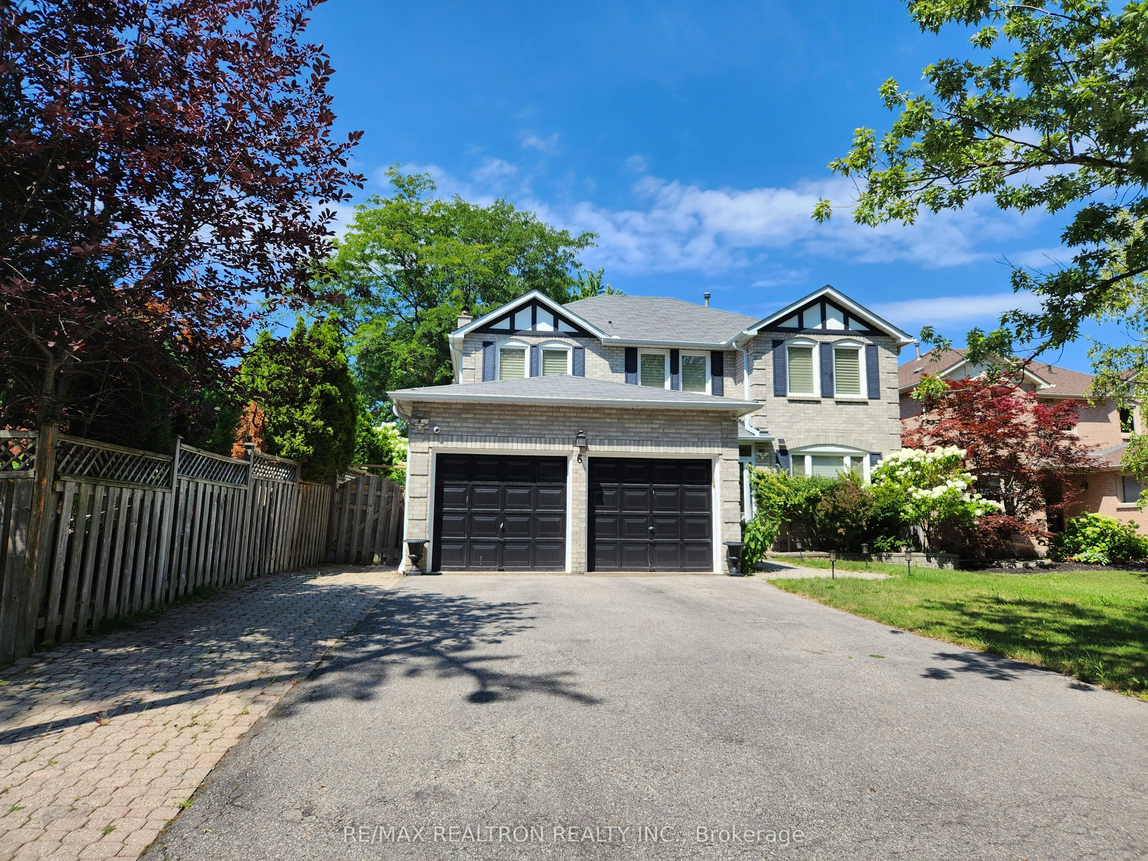 1-6 Lilley Court, Richmond Hill, ON, L4C 8X4