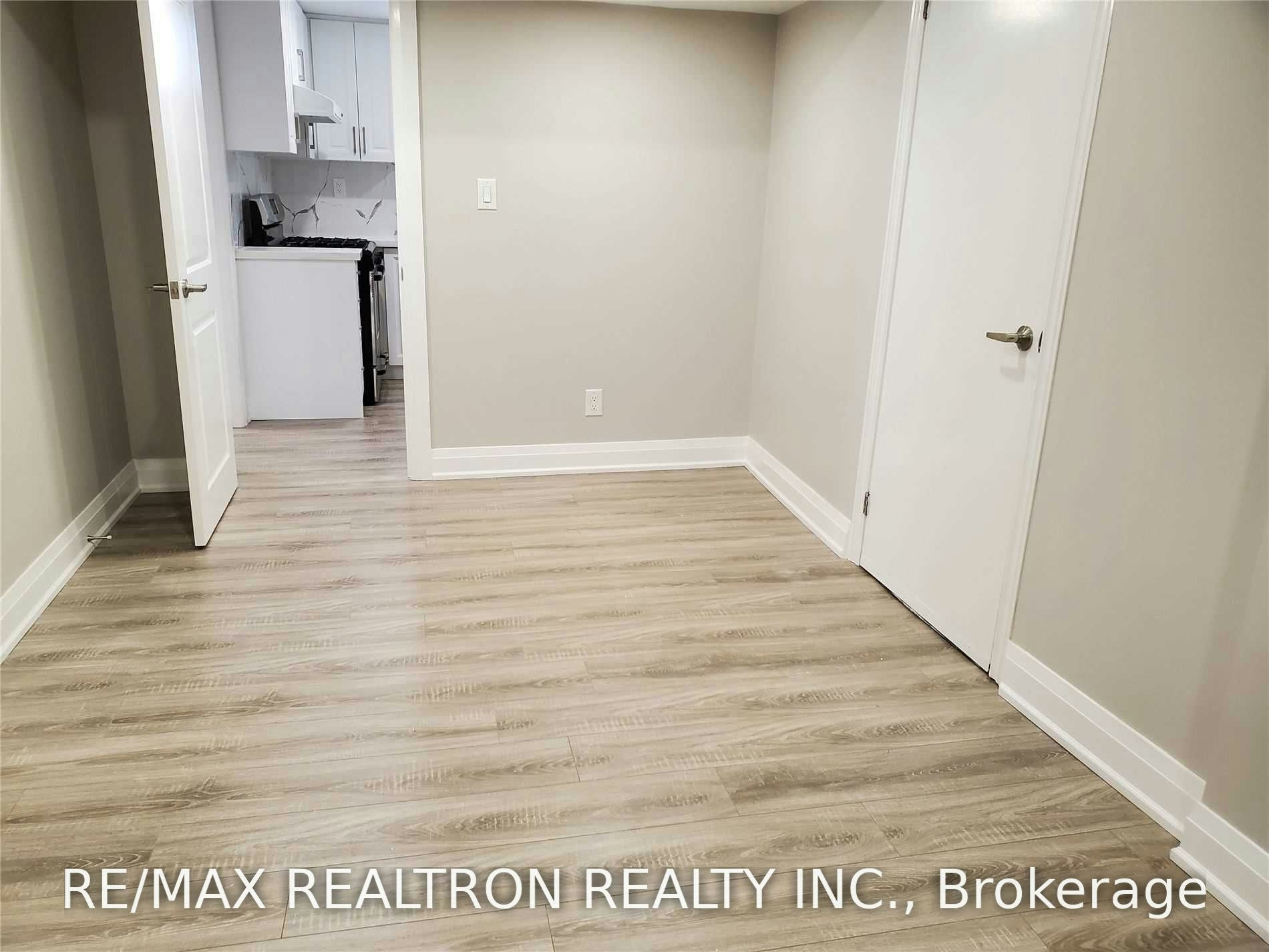 1-6 Lilley Court, Richmond Hill, ON, L4C 8X4 - 6