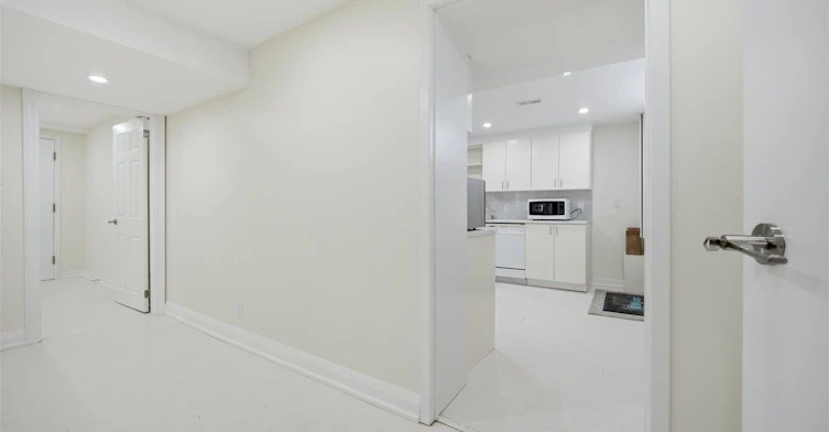 C-9611 Keele Street, Vaughan, ON, L6A 1M1 - 3