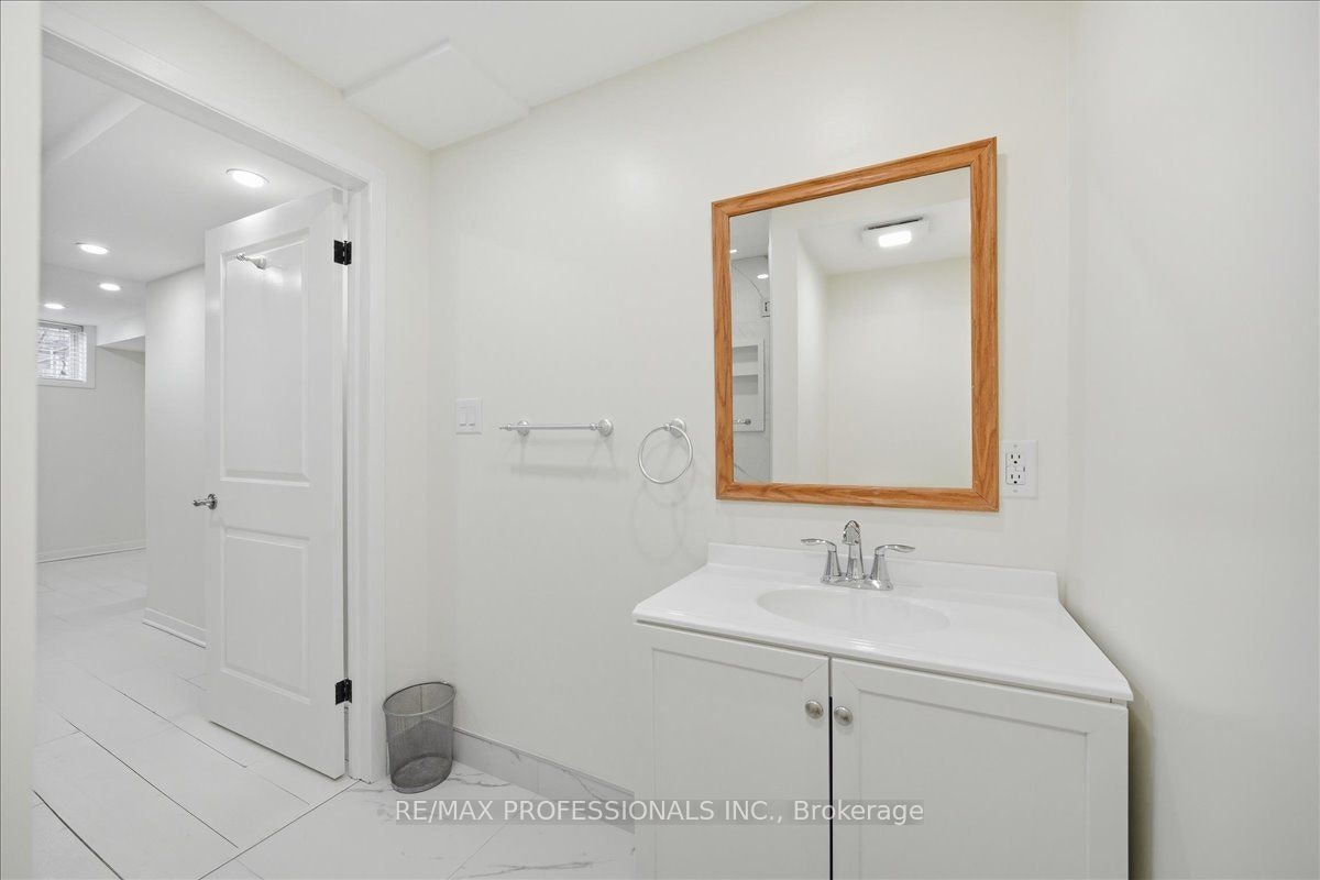 C-9611 Keele Street, Vaughan, ON, L6A 1M1 - 13