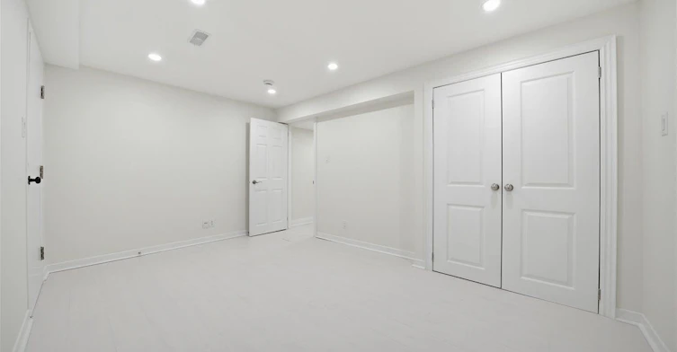 C-9611 Keele Street, Vaughan, ON, L6A 1M1 - 7