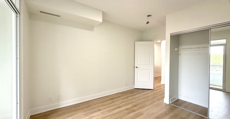 214-9235 Jane Street, Vaughan, ON, L6A 0J8 - 22