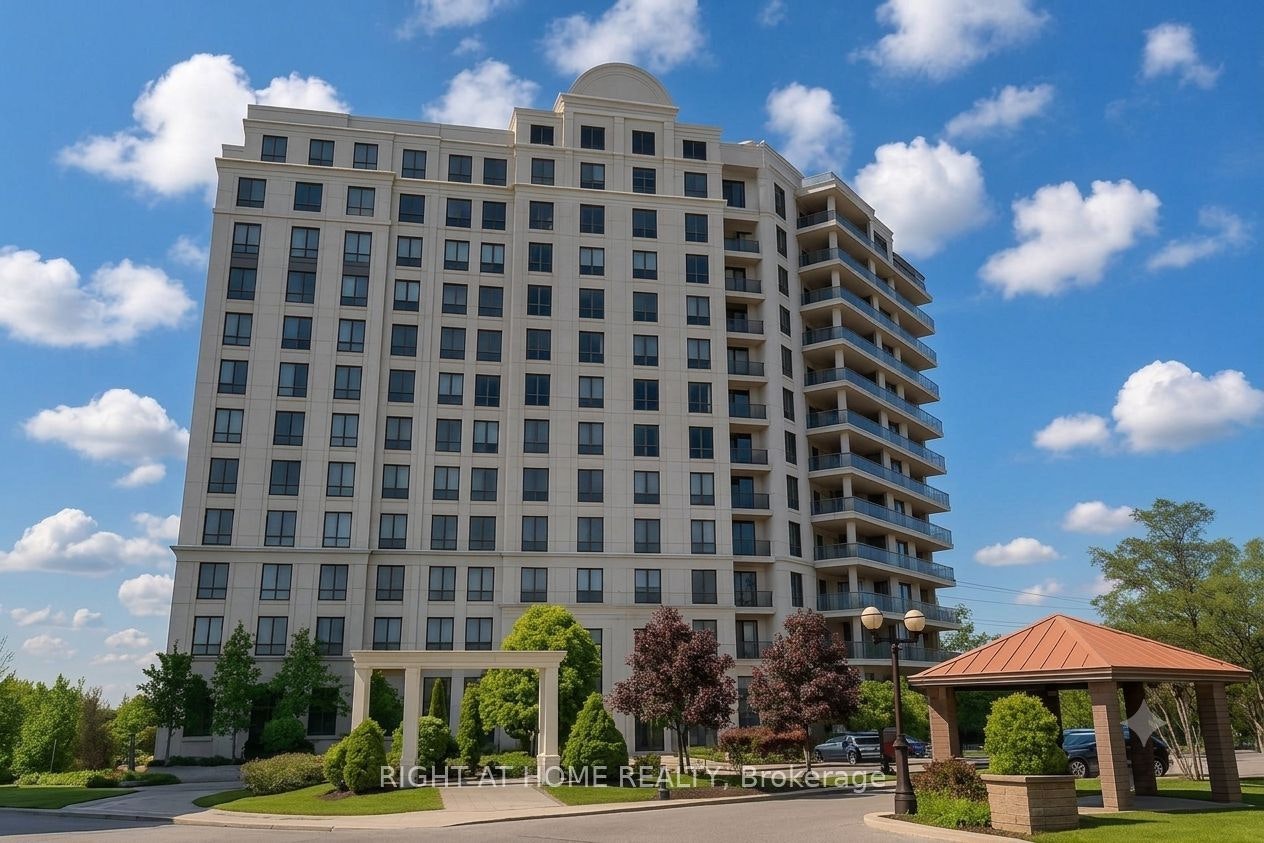 214-9235 Jane Street, Vaughan, ON, L6A 0J8