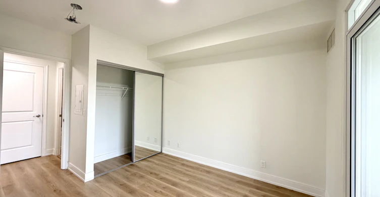214-9235 Jane Street, Vaughan, ON, L6A 0J8 - 18