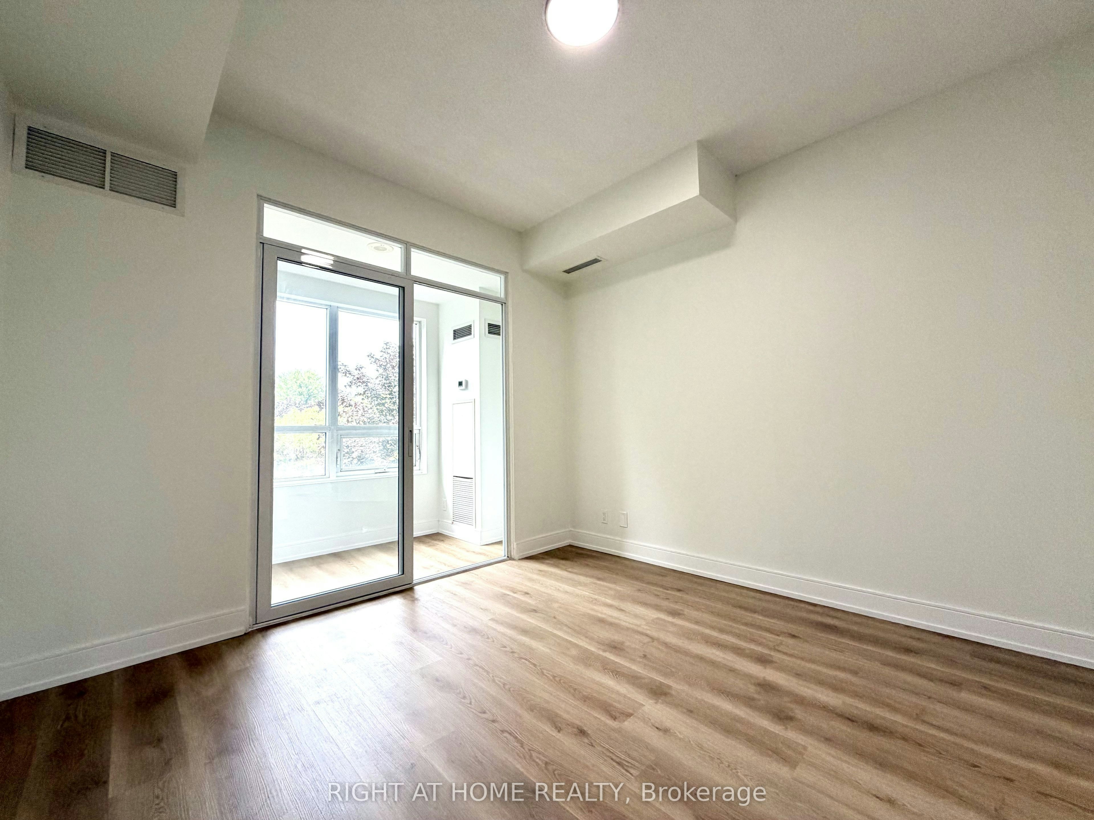 214-9235 Jane Street, Vaughan, ON, L6A 0J8 - 23