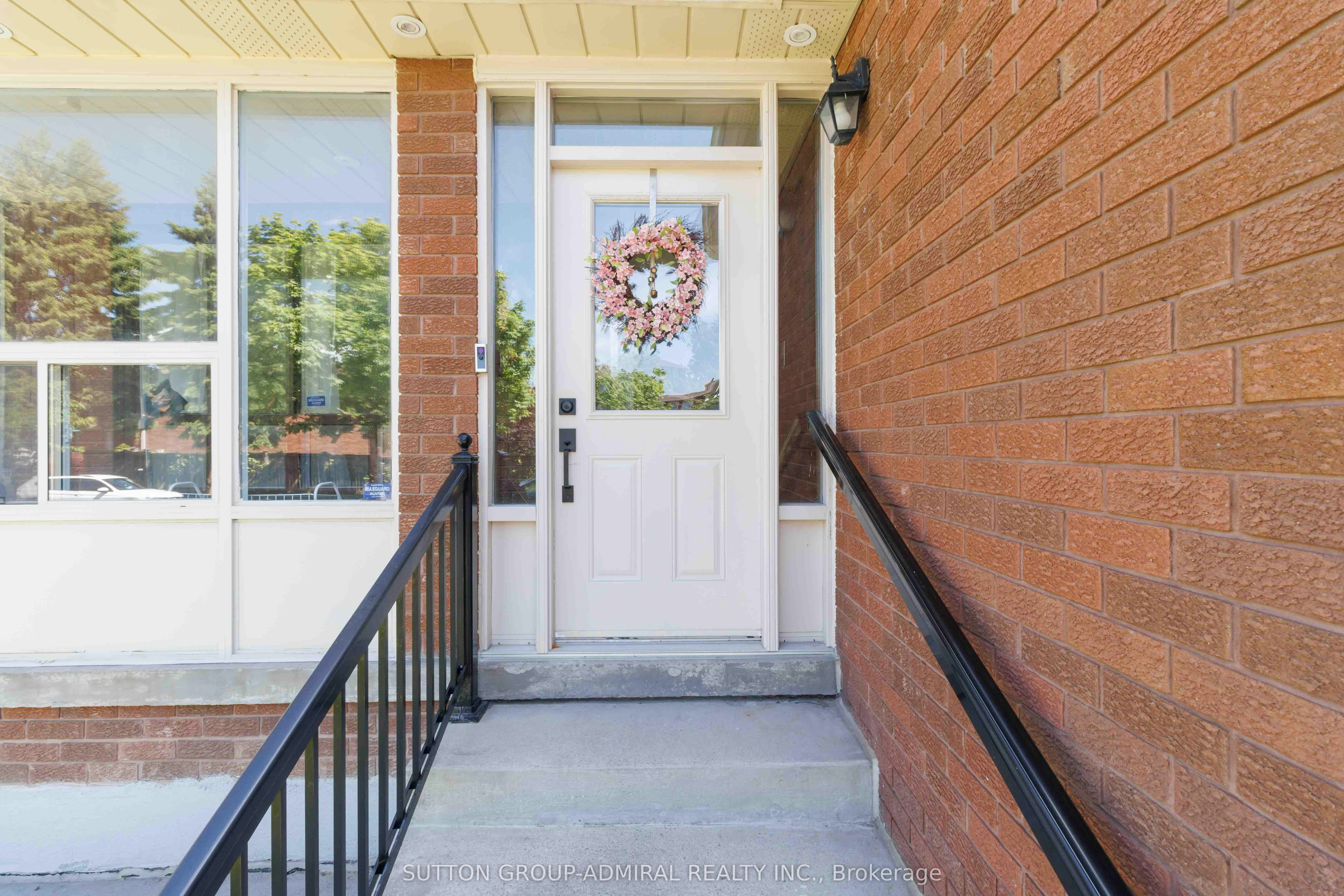 Main & Upper Flr-87 Marita Place, Vaughan, ON, L4K 3J5 - 2