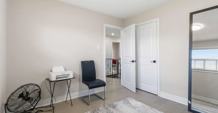 Main & Upper Flr-87 Marita Place, Vaughan, ON, L4K 3J5 - 17