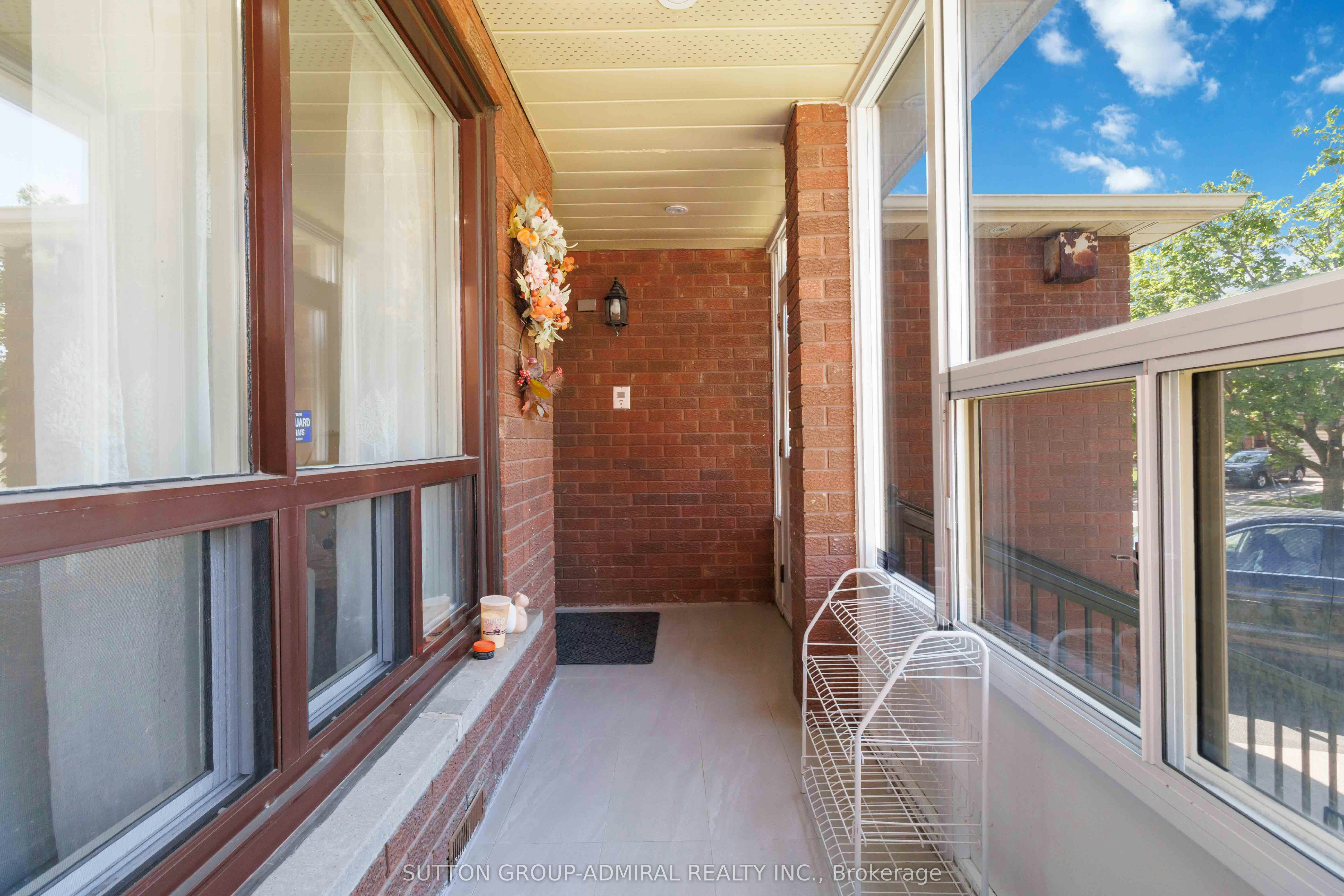 Main & Upper Flr-87 Marita Place, Vaughan, ON, L4K 3J5 - 27