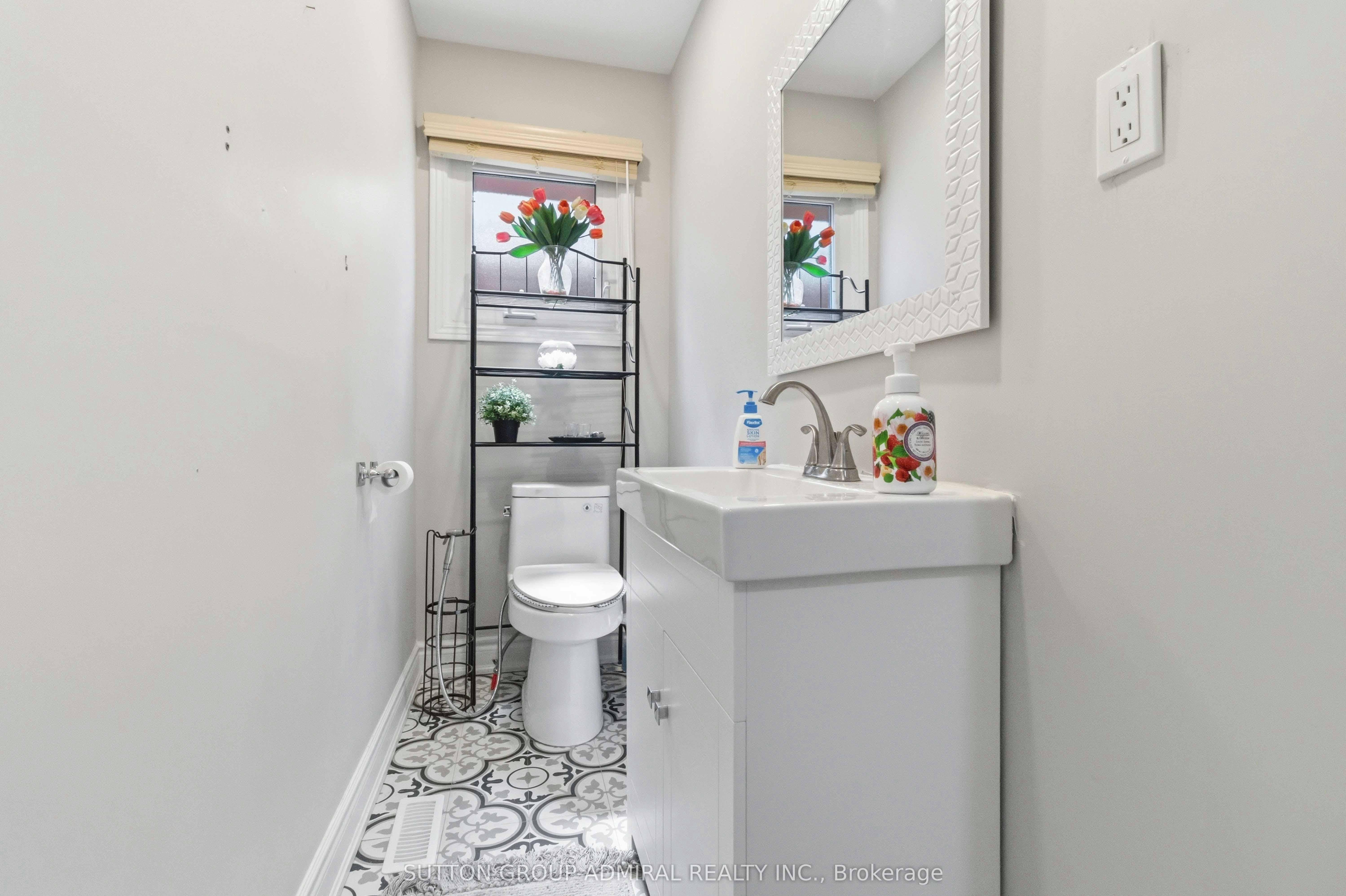 Main & Upper Flr-87 Marita Place, Vaughan, ON, L4K 3J5 - 15
