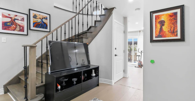 Main & Upper Flr-87 Marita Place, Vaughan, ON, L4K 3J5 - 14
