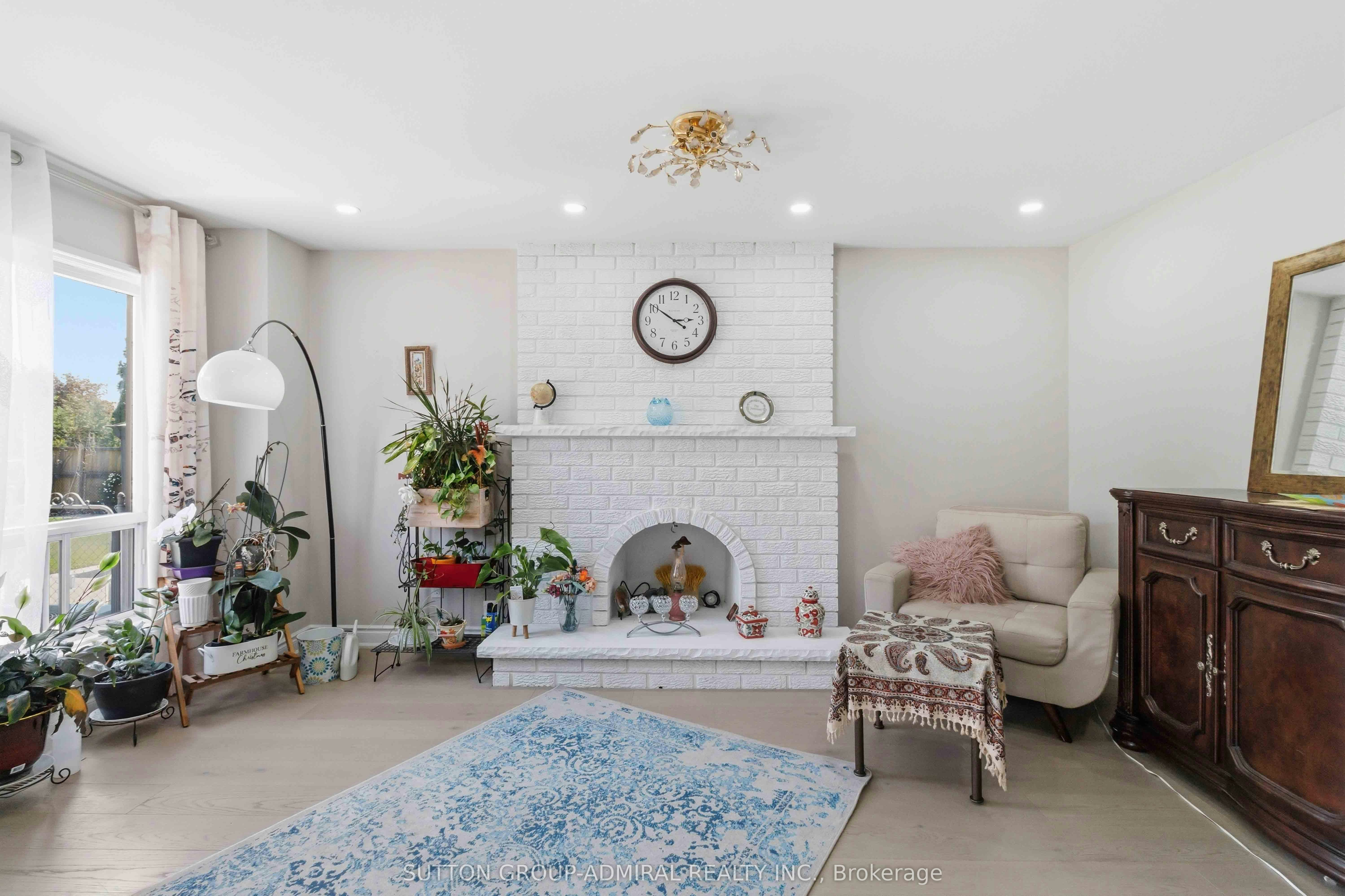 Main & Upper Flr-87 Marita Place, Vaughan, ON, L4K 3J5 - 7