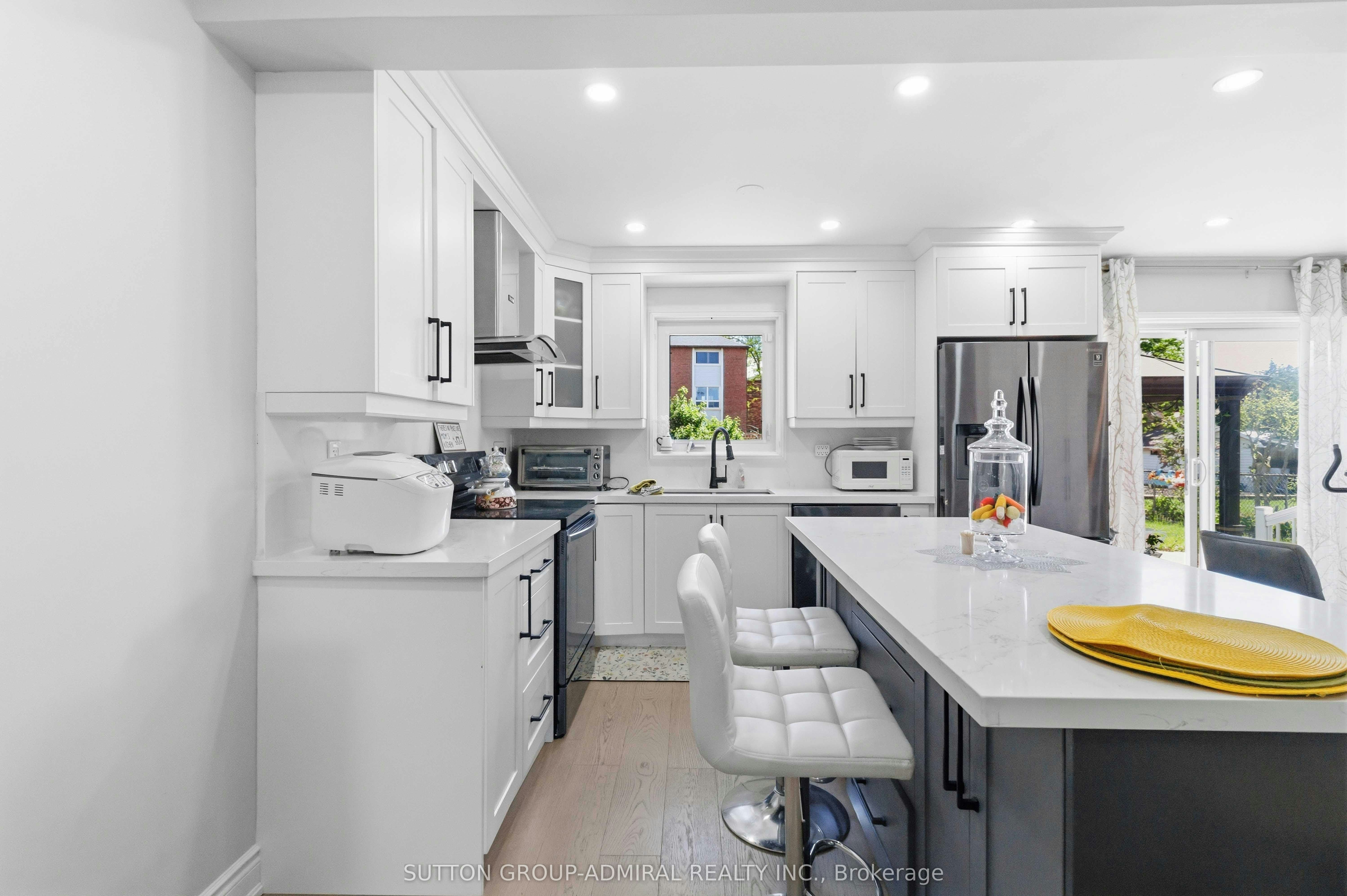 Main & Upper Flr-87 Marita Place, Vaughan, ON, L4K 3J5 - 11