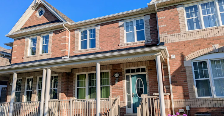 217 Riverlands Avenue, Markham, ON, L6B 0V8 - 3
