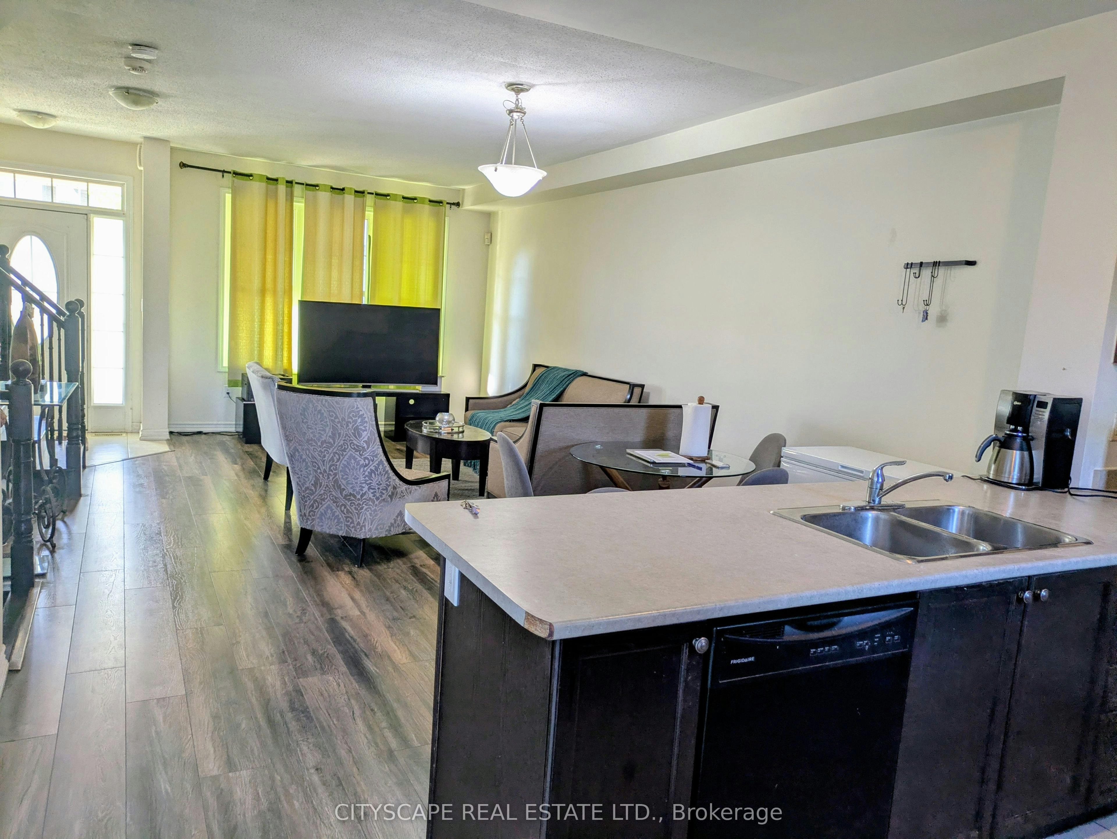 217 Riverlands Avenue, Markham, ON, L6B 0V8 - 6