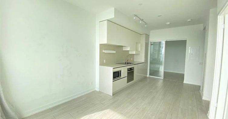 PH05-898 Portage Parkway, Vaughan, ON, L4K 0J7 - 10
