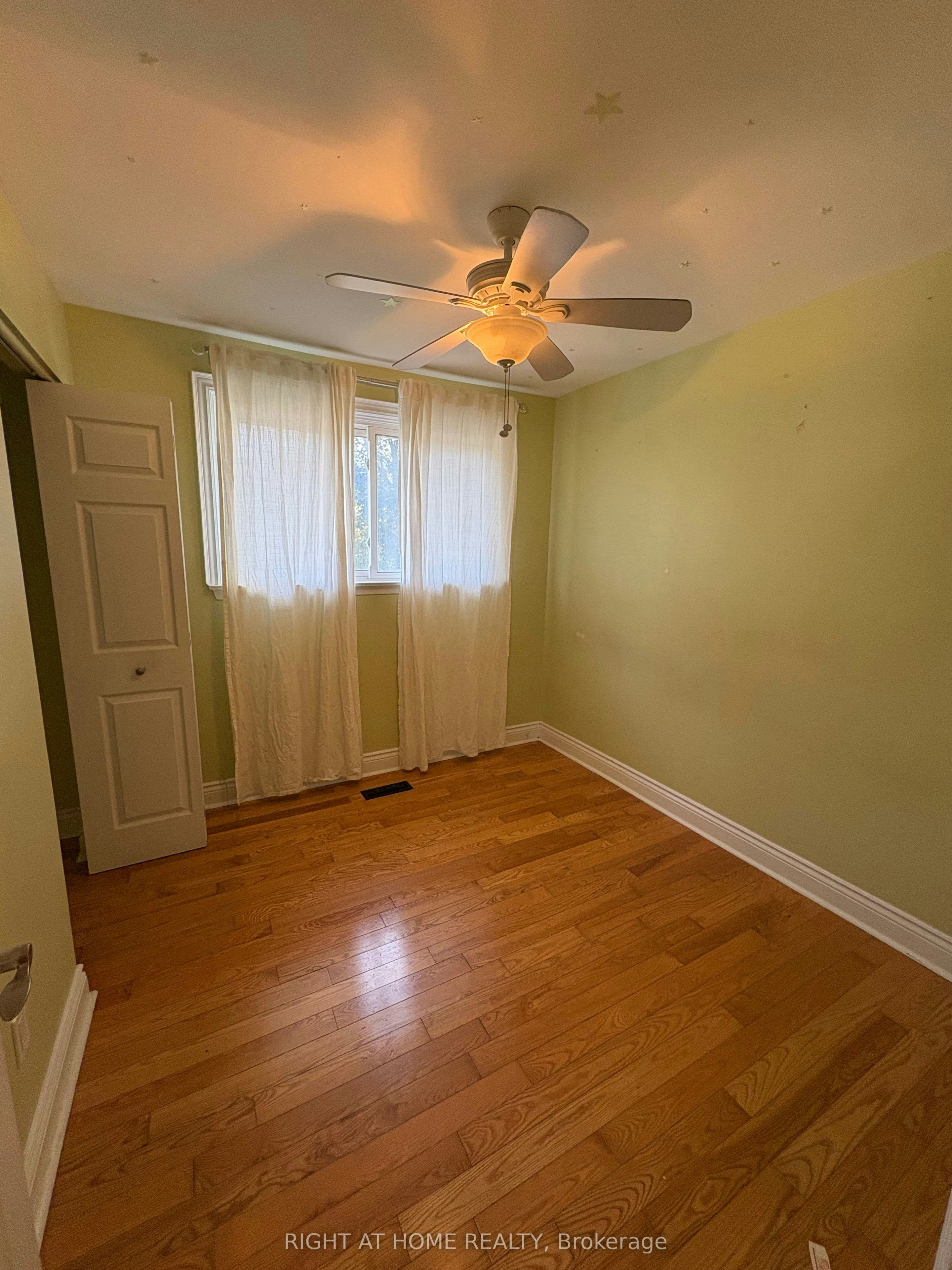 Upper Level-58 Devins Drive, Aurora, ON, L4G 2Z1 - 11