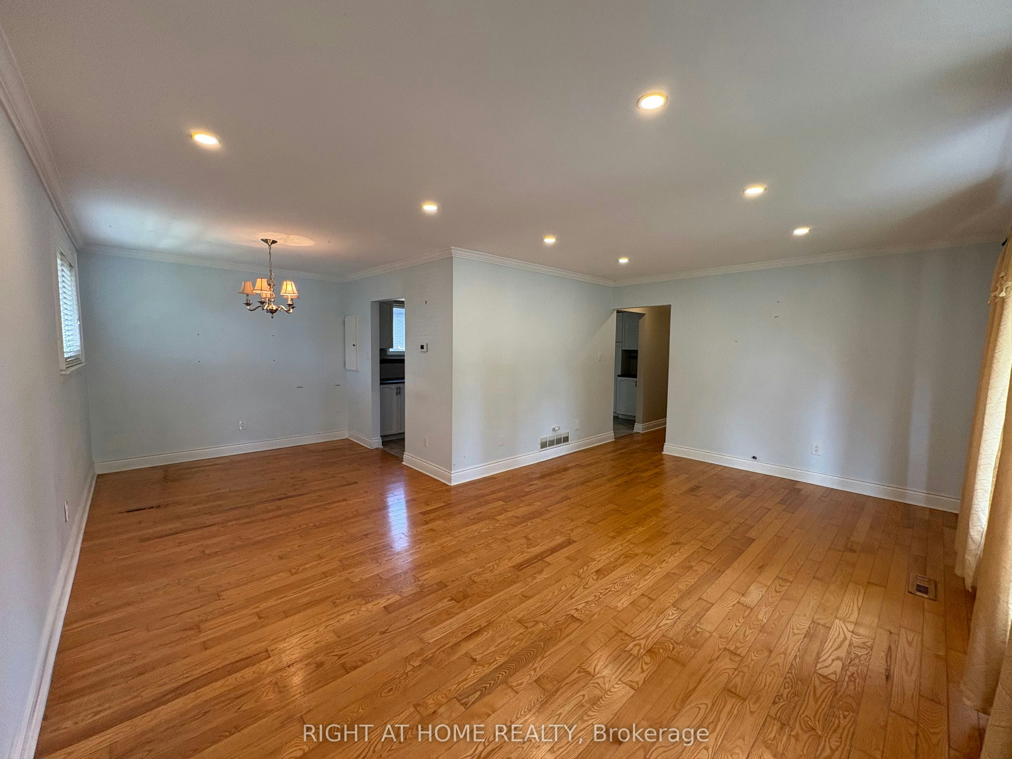 Upper Level-58 Devins Drive, Aurora, ON, L4G 2Z1 - 4
