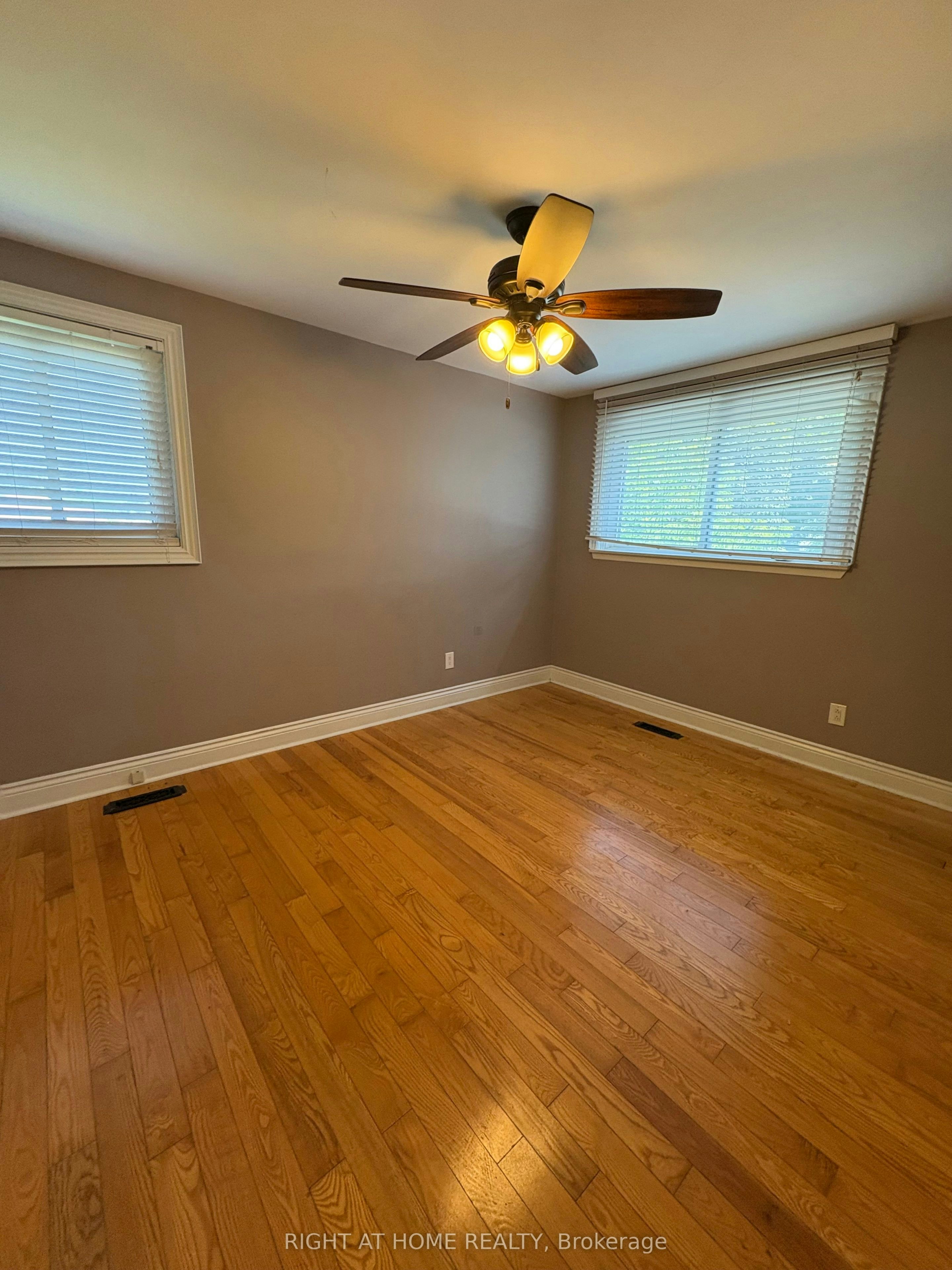 Upper Level-58 Devins Drive, Aurora, ON, L4G 2Z1 - 10