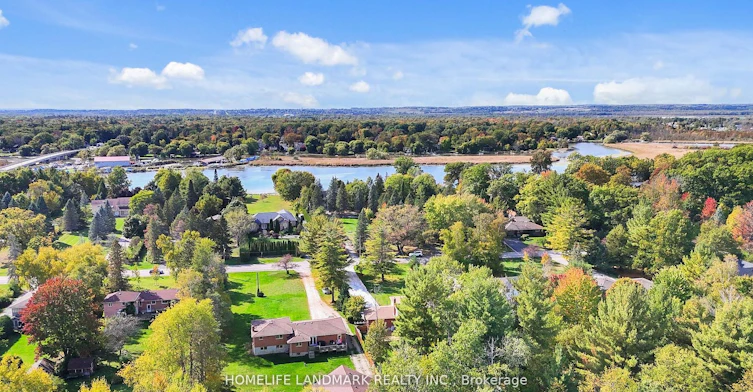 20573 Yonge Street, East Gwillimbury, ON, L3Y 4V8