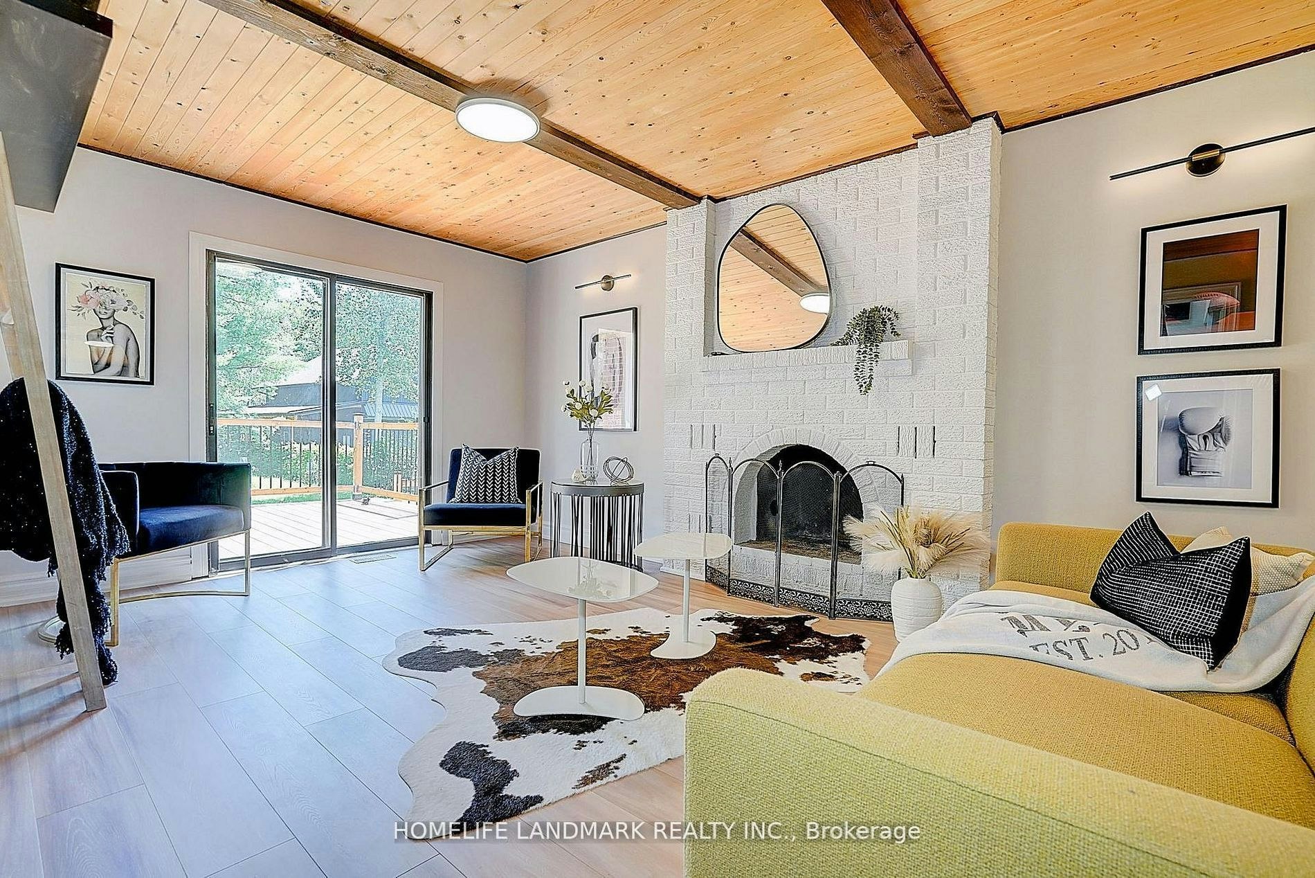 20573 Yonge Street, East Gwillimbury, ON, L3Y 4V8 - 20