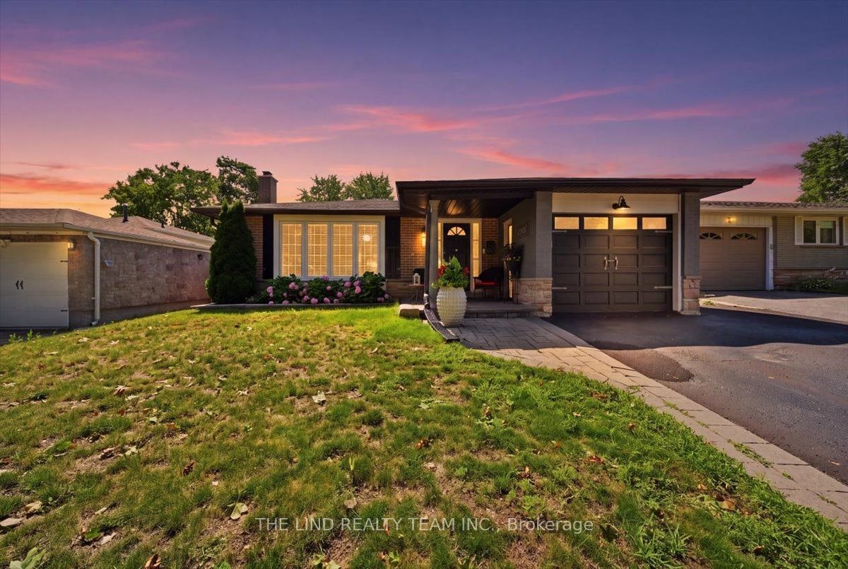 163 Orchard Heights Boulevard, Aurora, ON, L4G 3A3