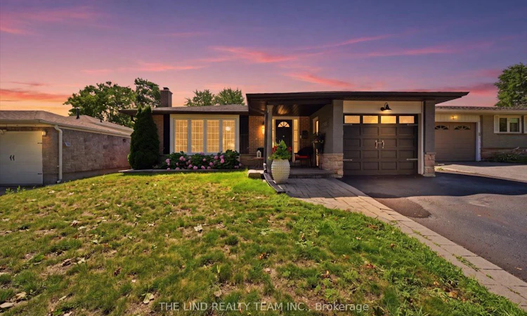 163 Orchard Heights Boulevard