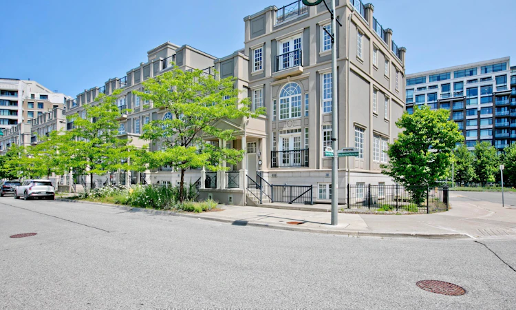 1 Mackenzie's Stand Avenue