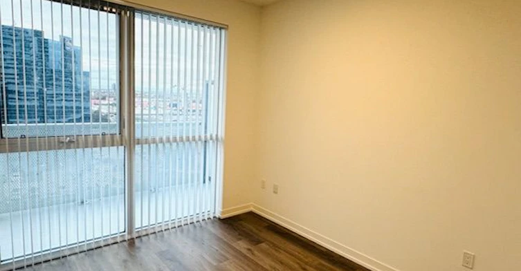 705-8 Interchange Way, Vaughan, ON, L4K 0R2 - 5