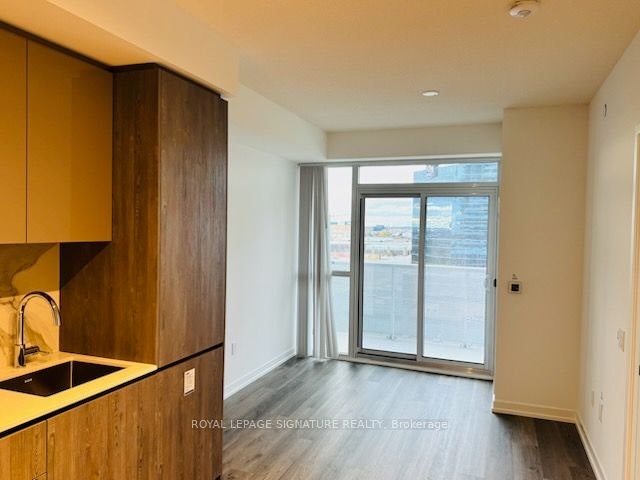 705-8 Interchange Way, Vaughan, ON, L4K 0R2 - 4