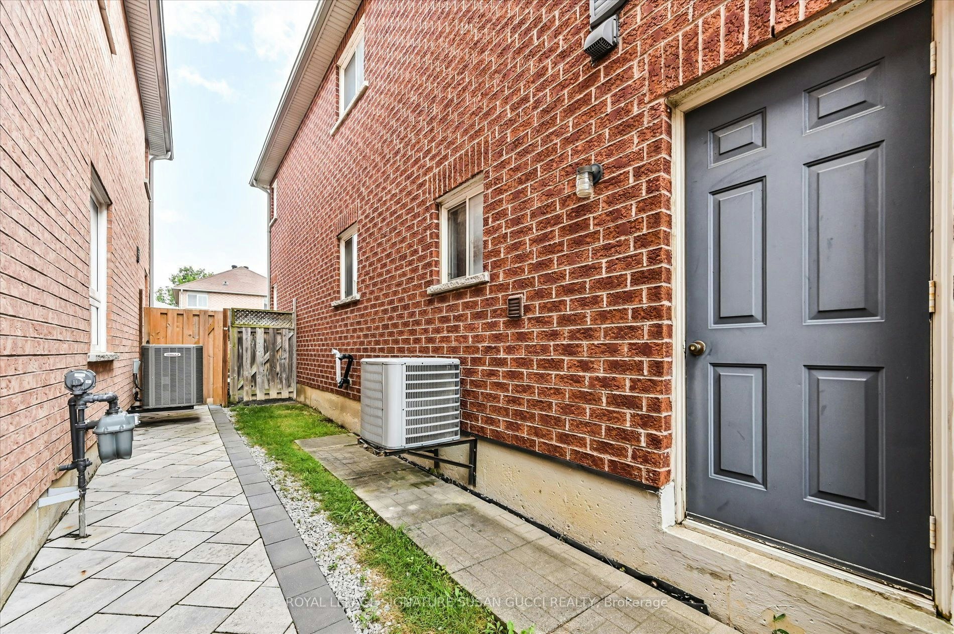 51 Landsdown Crescent, Markham, ON, L6E 1M6 - 25