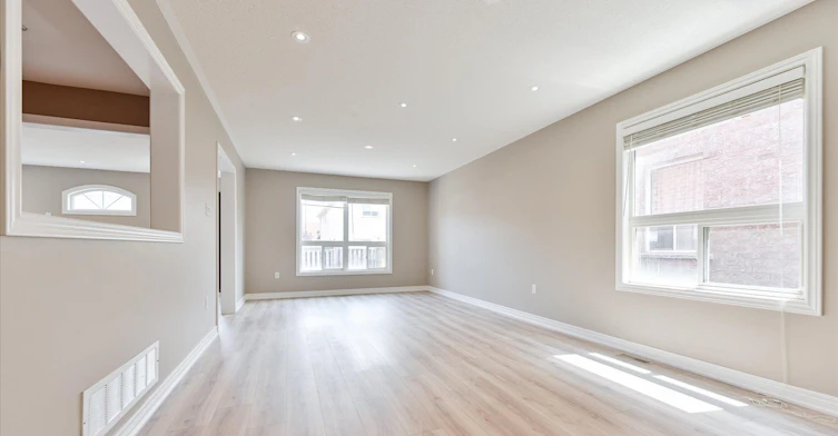 51 Landsdown Crescent, Markham, ON, L6E 1M6 - 4
