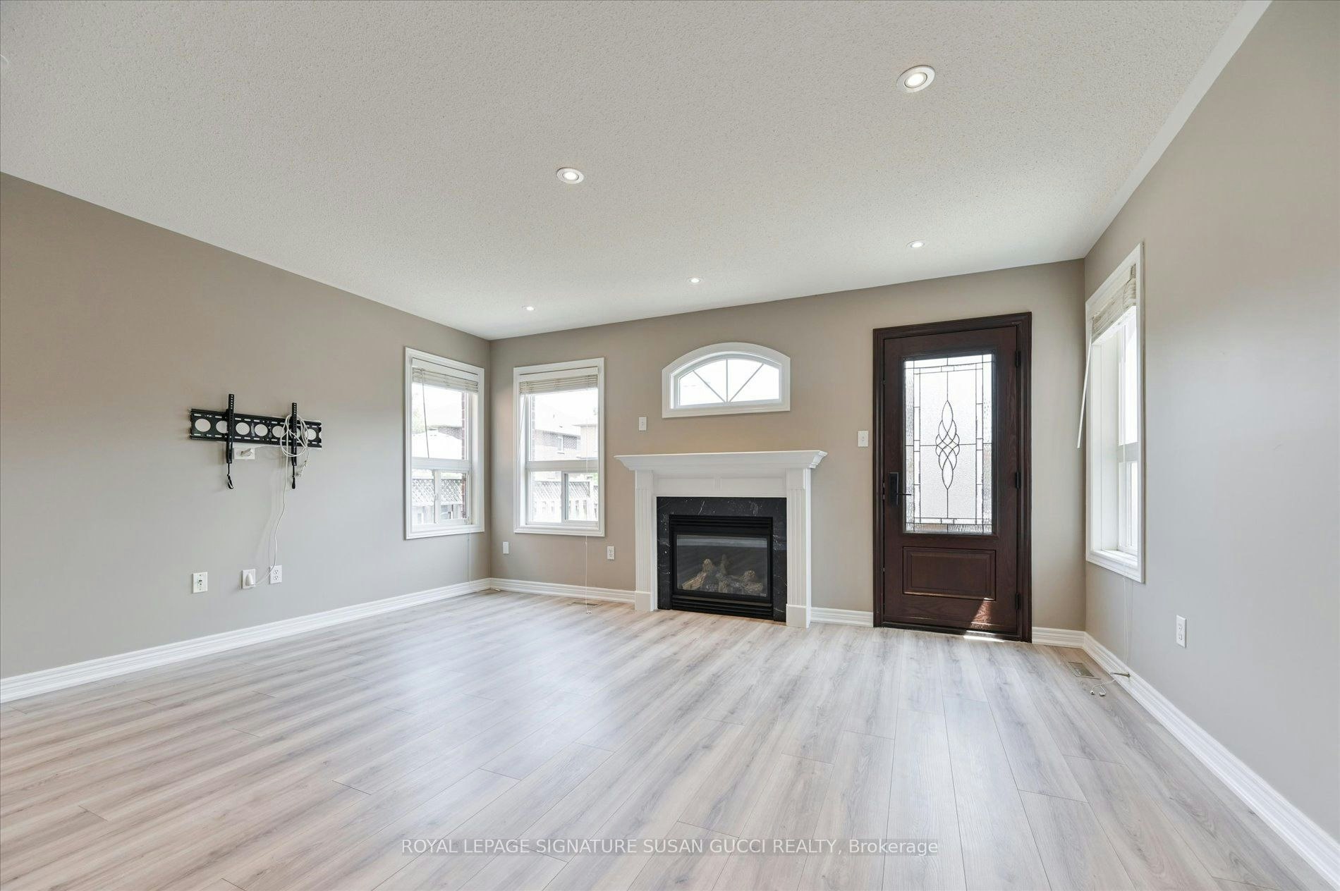 51 Landsdown Crescent, Markham, ON, L6E 1M6 - 8