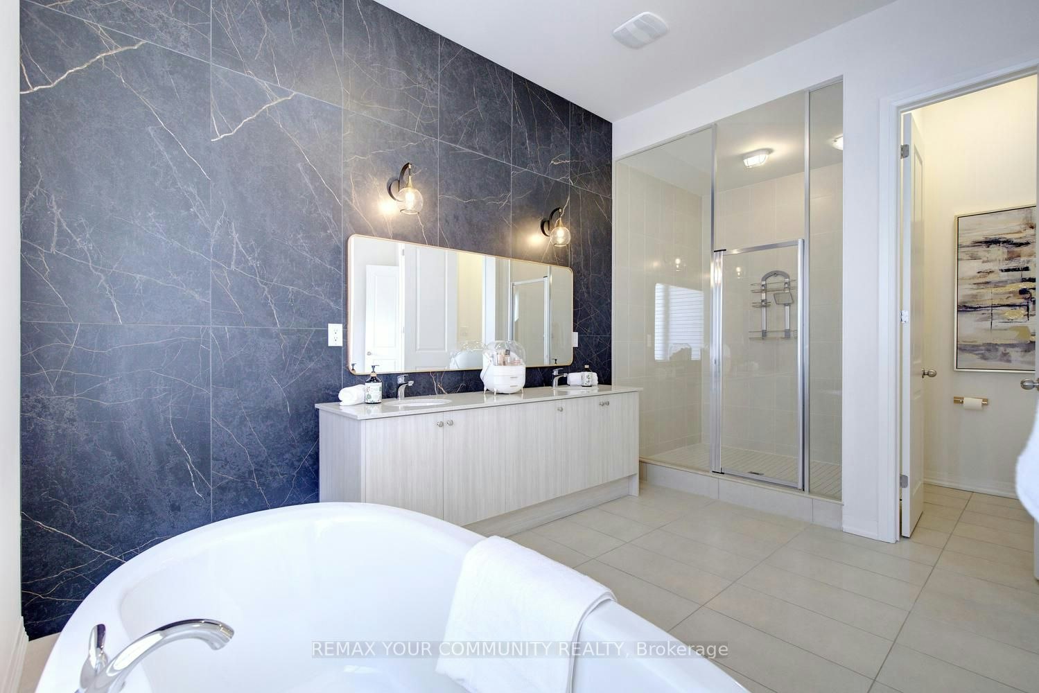 96 Bond Crescent, Richmond Hill, ON, L4E 3K7 - 41