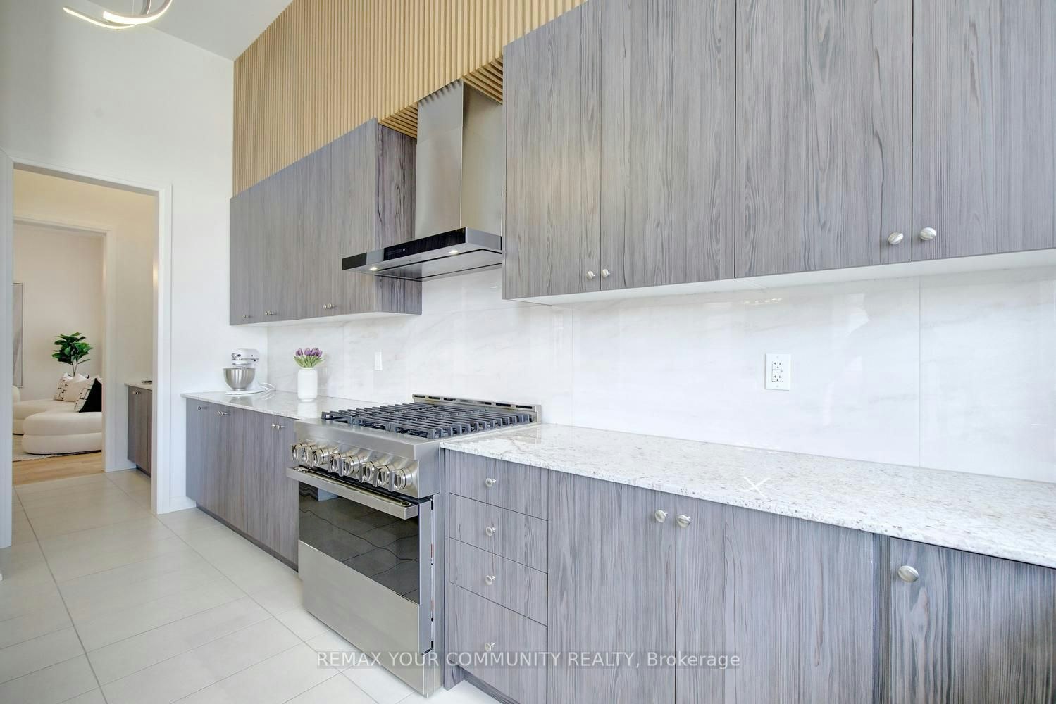 96 Bond Crescent, Richmond Hill, ON, L4E 3K7 - 22