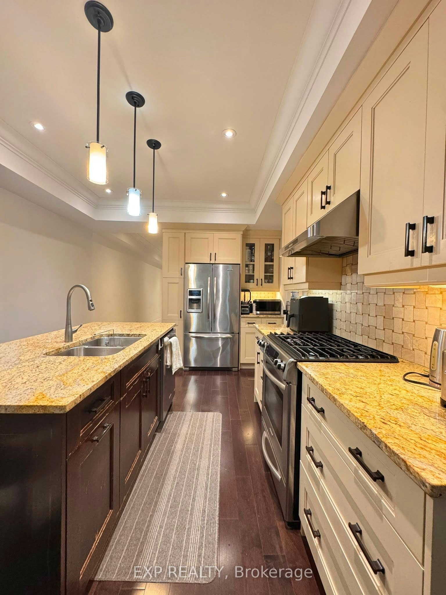 99 Hunt Avenue, Richmond Hill, ON, L4C 4H1 - 3