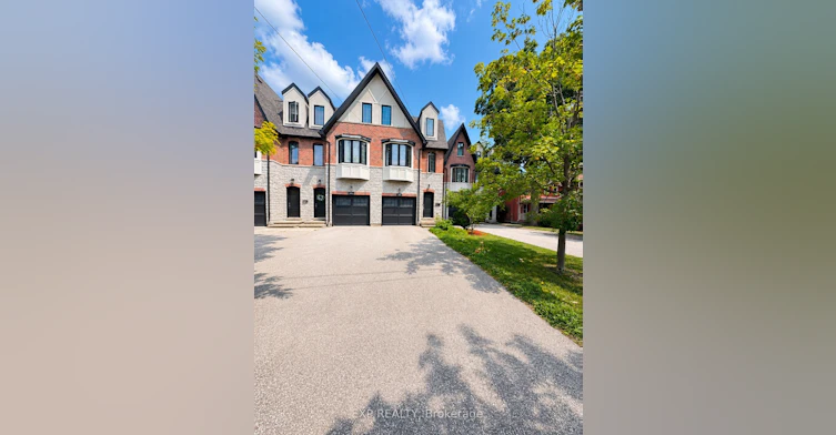 99 Hunt Avenue, Richmond Hill, ON, L4C 4H1
