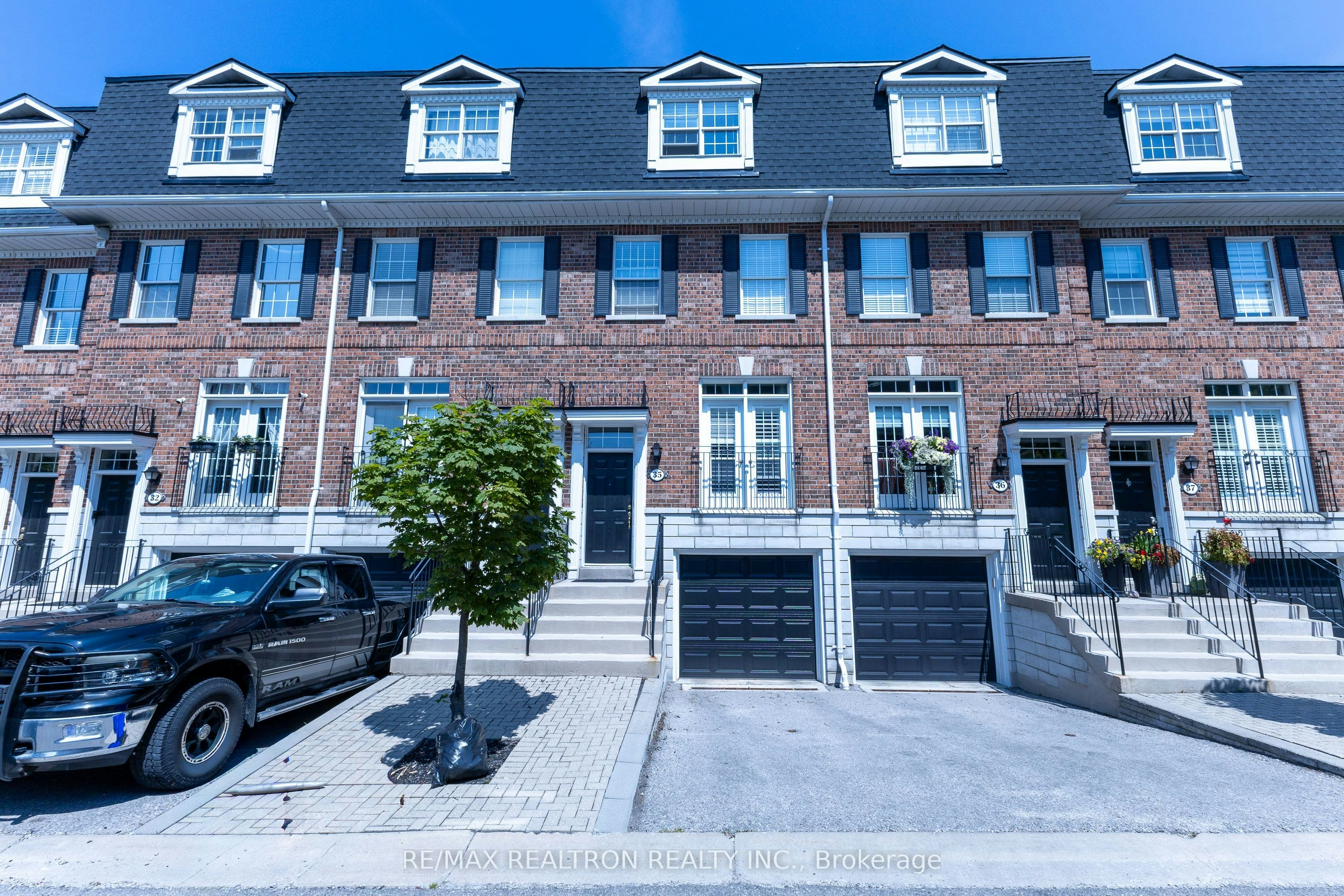 35-6 Leonard Street, Richmond Hill, ON, L4C 0L6