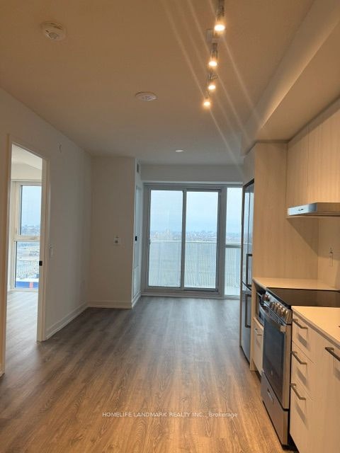 3103-195 Commerce Street, Vaughan, ON, L4K 0P9 - 4