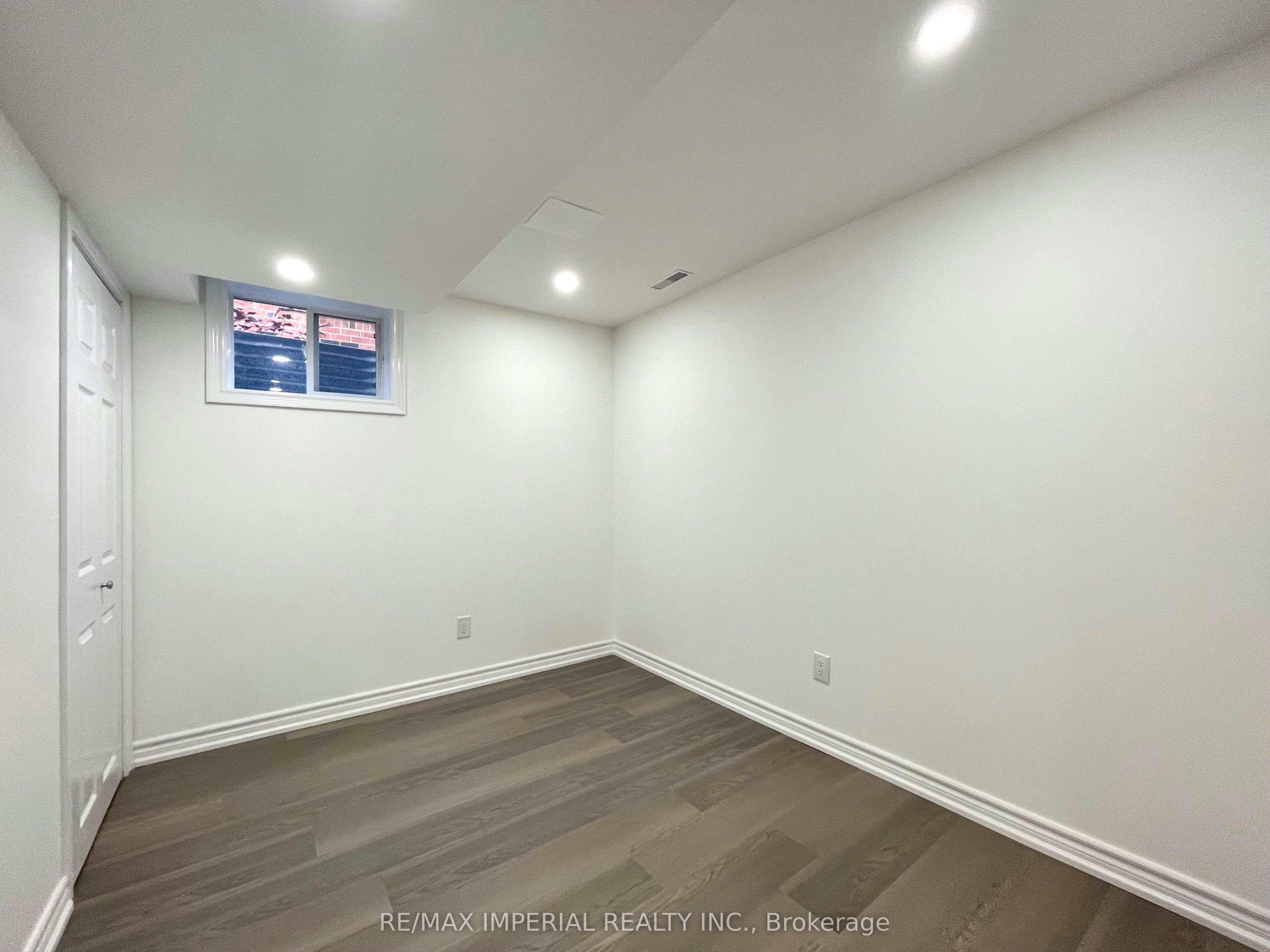 BSMT-40 Brewsland Crescent, Markham, ON, L3T 7G7 - 6