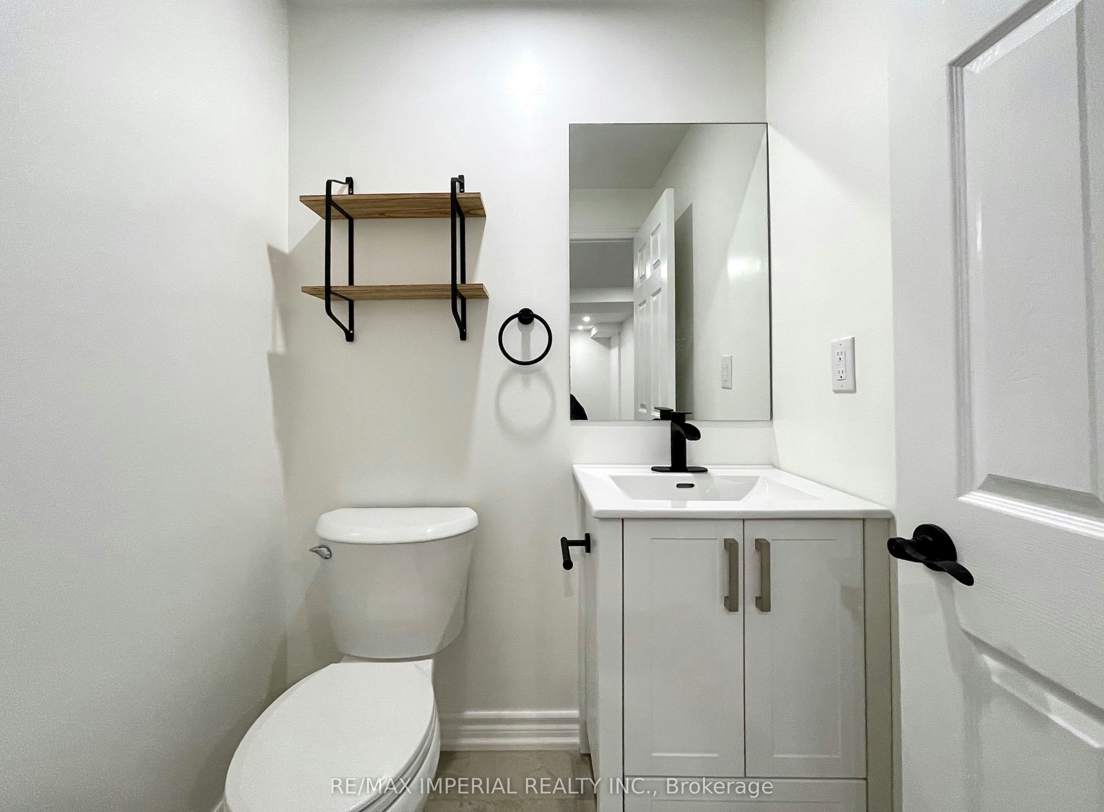 BSMT-40 Brewsland Crescent, Markham, ON, L3T 7G7 - 7
