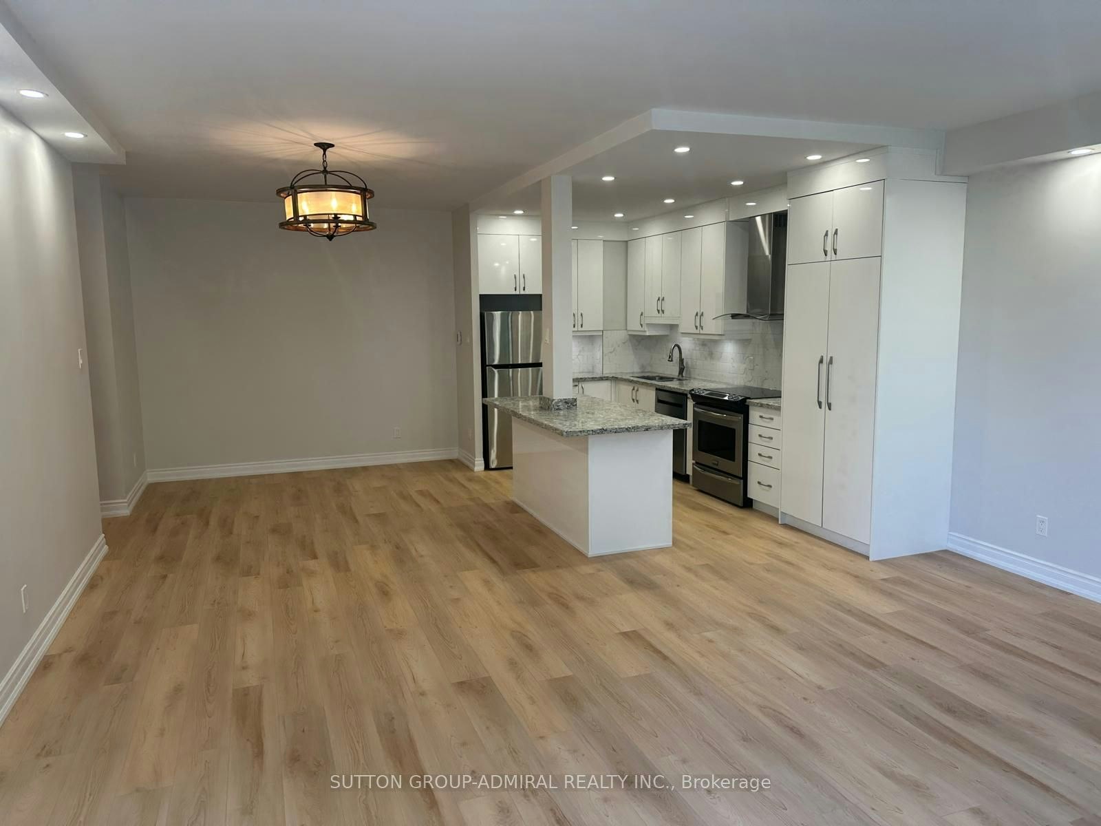105-40 Baif Boulevard, Richmond Hill, ON, L4C 5M9 - 3