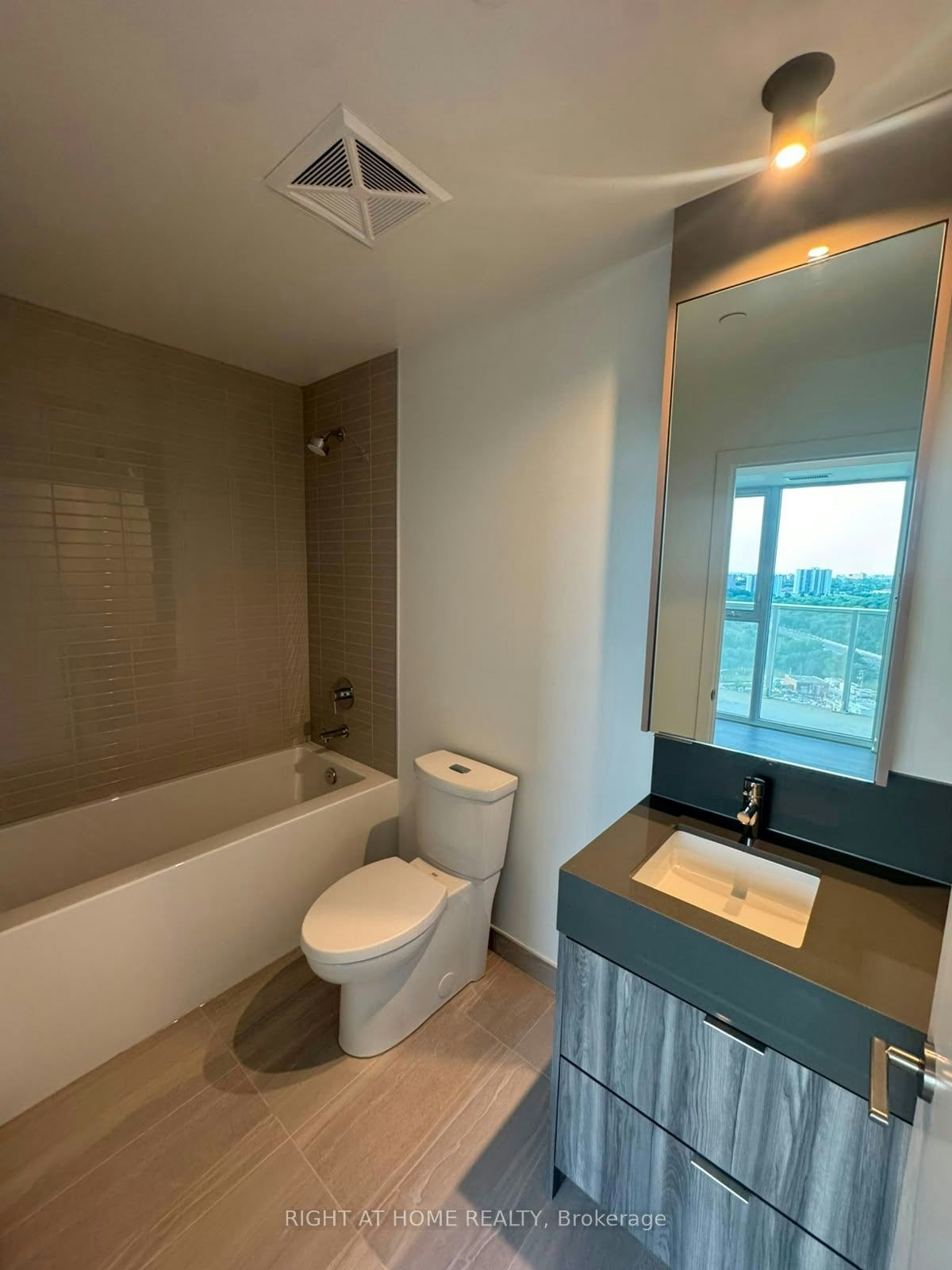 1704-10 Flavelle Trail, Vaughan, ON, L4L 1V8 - 12