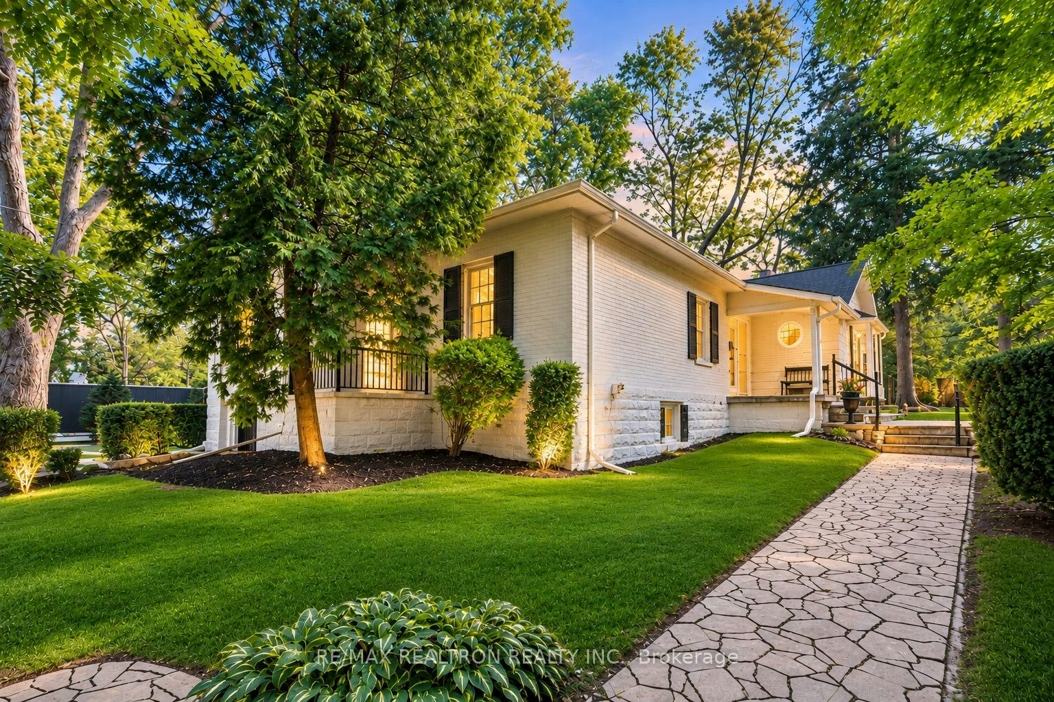 151 Brooke Street, Vaughan, ON, L4J 1Z2