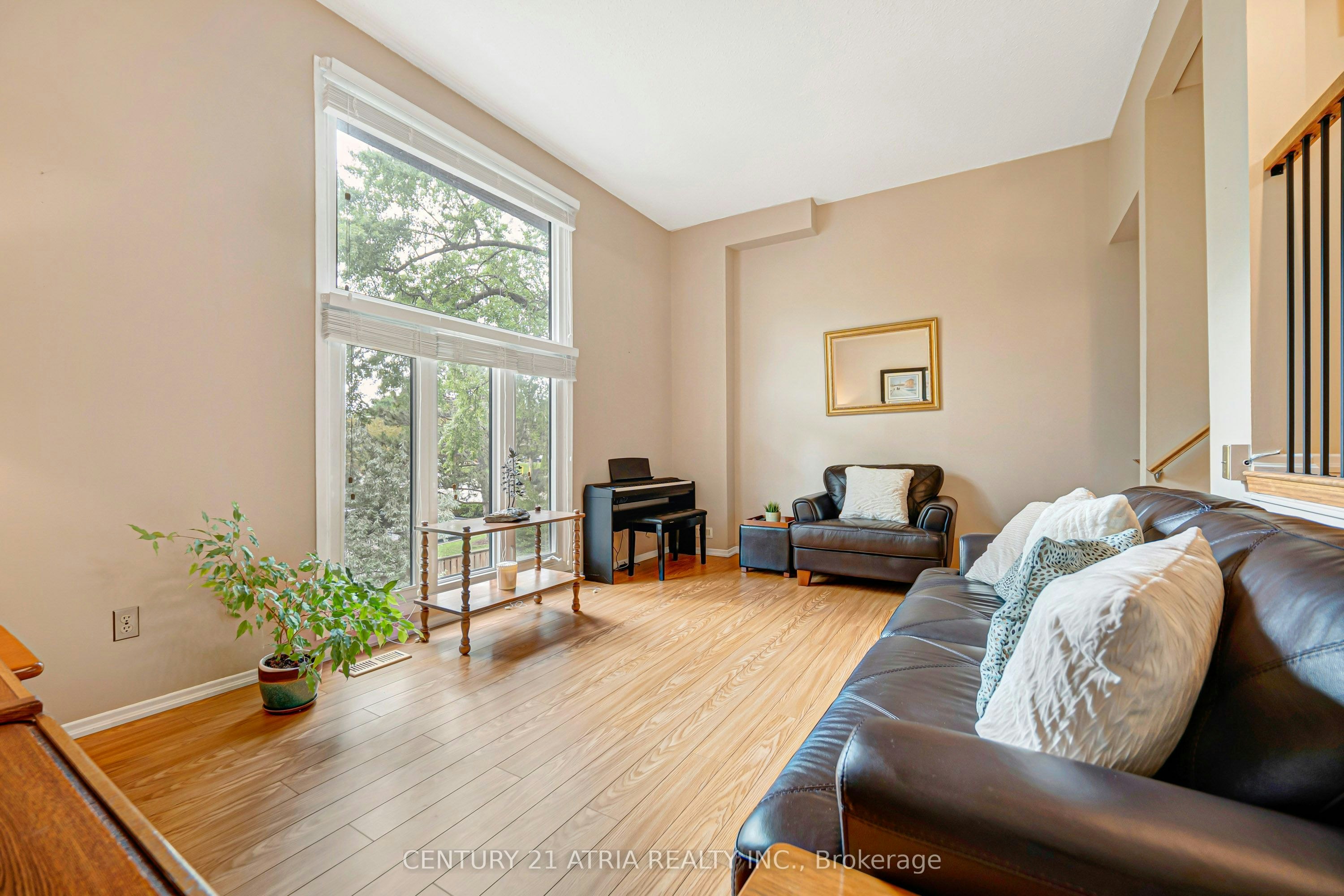 18 Thatchers Mill Way, Markham, ON, L3P 3T3