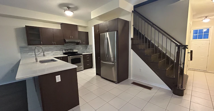 10284 Woodbine Avenue, Markham, ON, L6C 0M3 - 3
