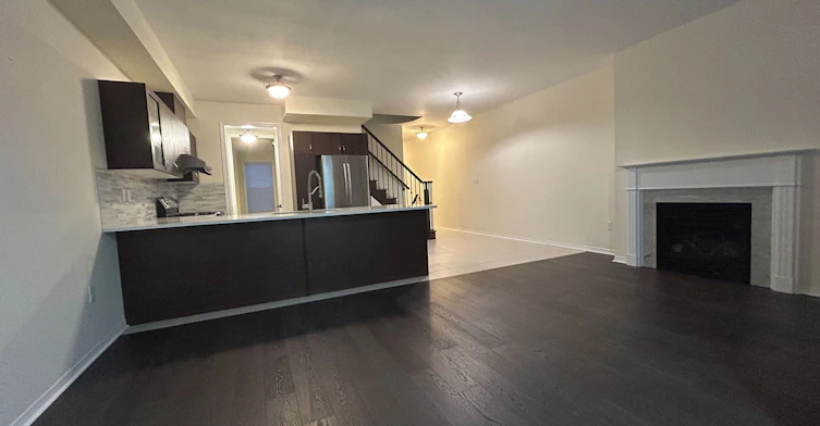 10284 Woodbine Avenue, Markham, ON, L6C 0M3 - 4