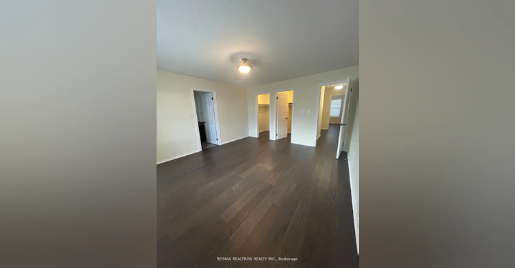 10284 Woodbine Avenue, Markham, ON, L6C 0M3 - 10