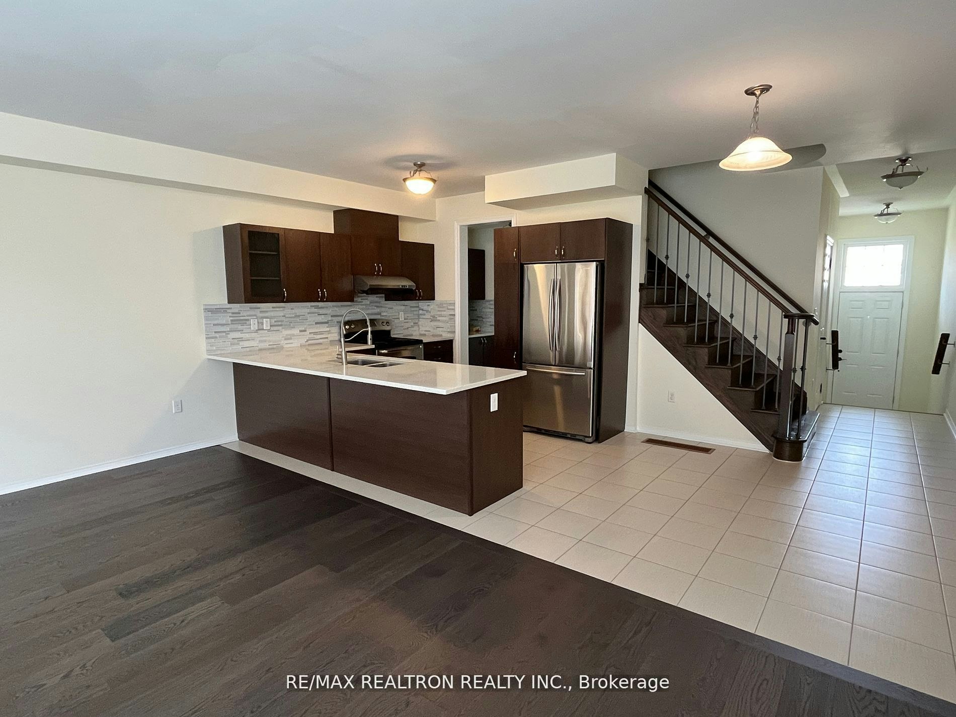 10284 Woodbine Avenue, Markham, ON, L6C 0M3 - 2