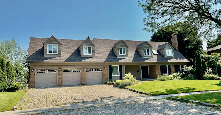 11 Rae Crescent, Markham, ON, L3R 2X8